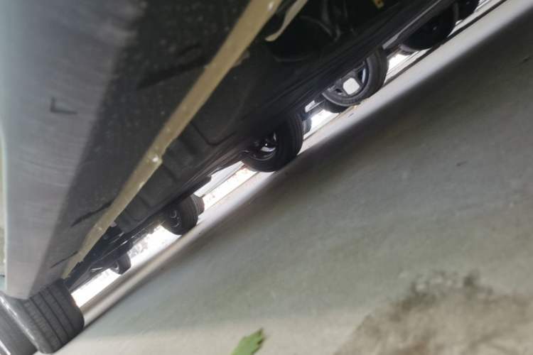Used Geely Galaxy Panda 2025 210km Panda Rider Left Side Sill