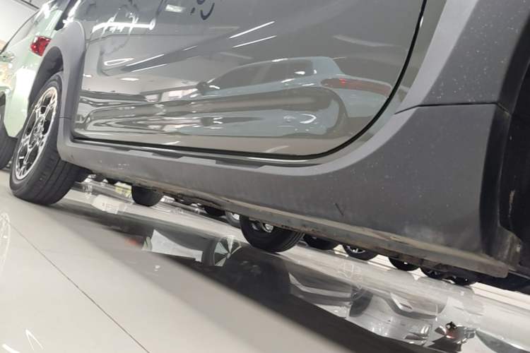 Used Geely Galaxy Panda 2025 210km Panda Rider Left Side Sill