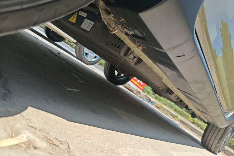 Used Geely Galaxy Panda 2025 210km Panda Rider Left Side Sill
