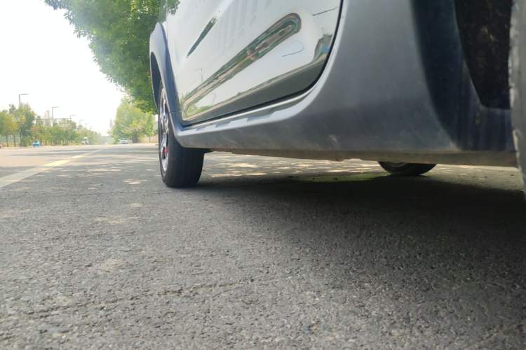 Used Geely Galaxy Panda 2025 210km Panda Rider Left Side Sill