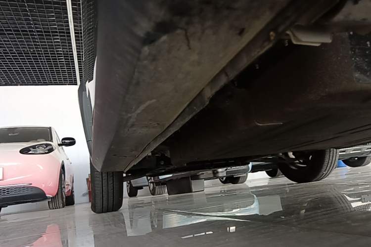 Used Geely Galaxy Panda 2025 210km Panda Rider Left Side Sill