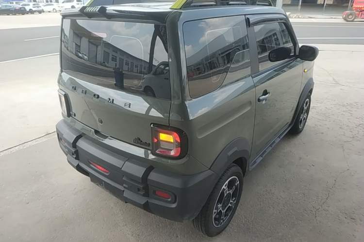 Used Geely Galaxy Panda 2025 210km Panda Rider Rear Right 45 Deg