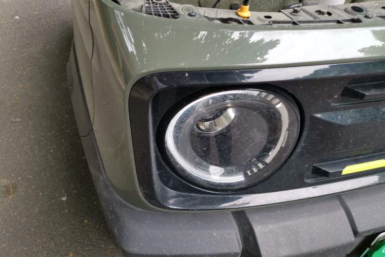Used Geely Galaxy Panda 2025 210km Panda Rider Right Front Headlight