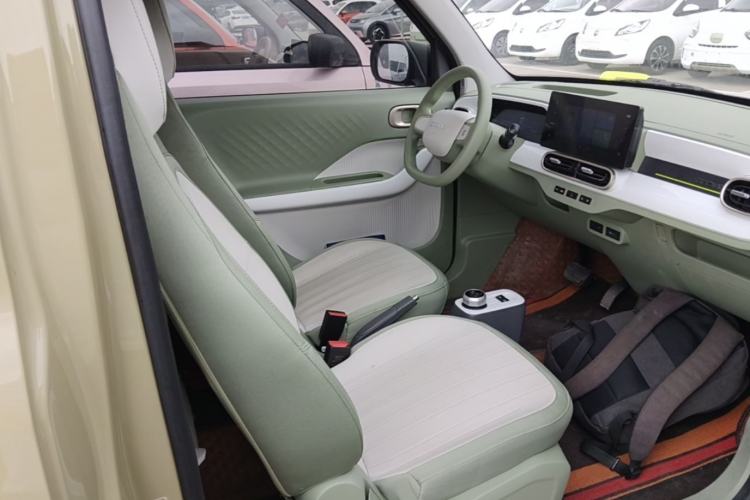 Used Geely Galaxy Panda 2025 210km Panda Rider Right Front Seat