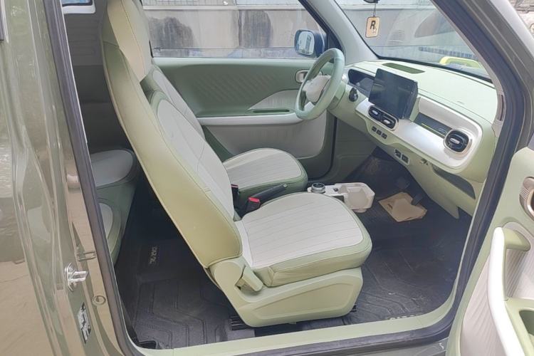 Used Geely Galaxy Panda 2025 210km Panda Rider Right Front Seat