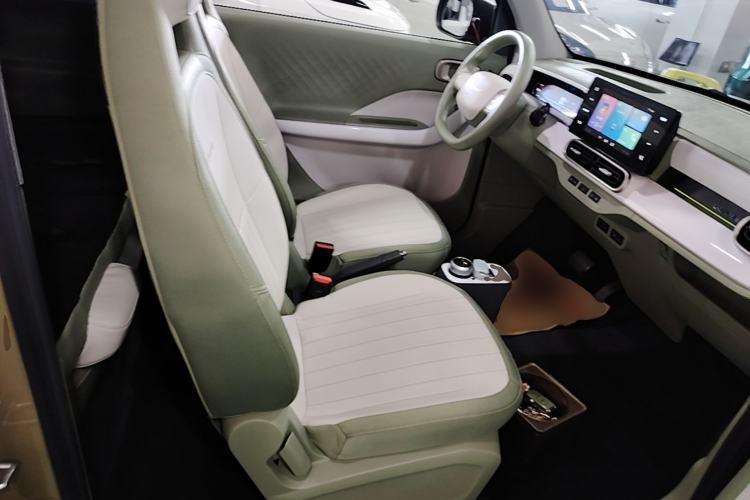 Used Geely Galaxy Panda 2025 210km Panda Rider Right Front Seat