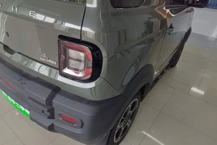Used Geely Galaxy Panda 2025 210km Panda Rider Right Rear Taillight