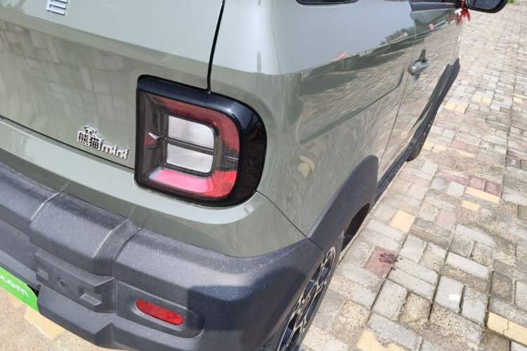 Used Geely Galaxy Panda 2025 210km Panda Rider Right Rear Taillight