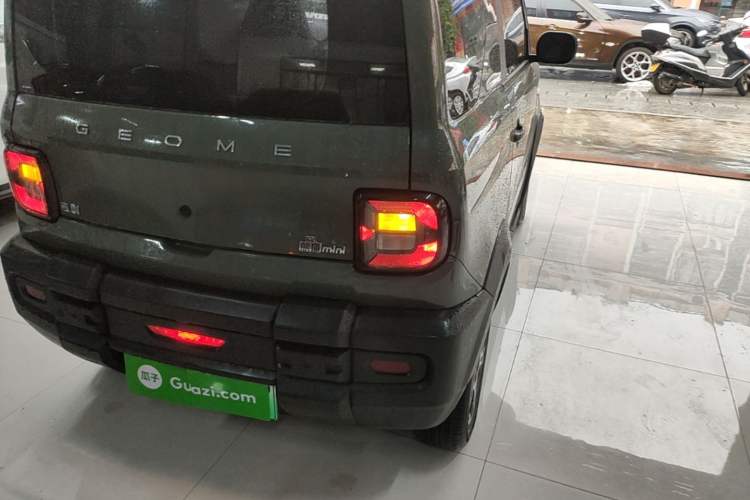 Used Geely Galaxy Panda 2025 210km Panda Rider Right Rear Taillight