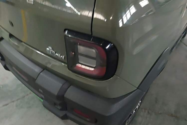 Used Geely Galaxy Panda 2025 210km Panda Kart Right Rear Taillight