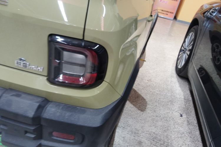 Used Geely Galaxy Panda 2025 210km Panda Rider Right Rear Taillight