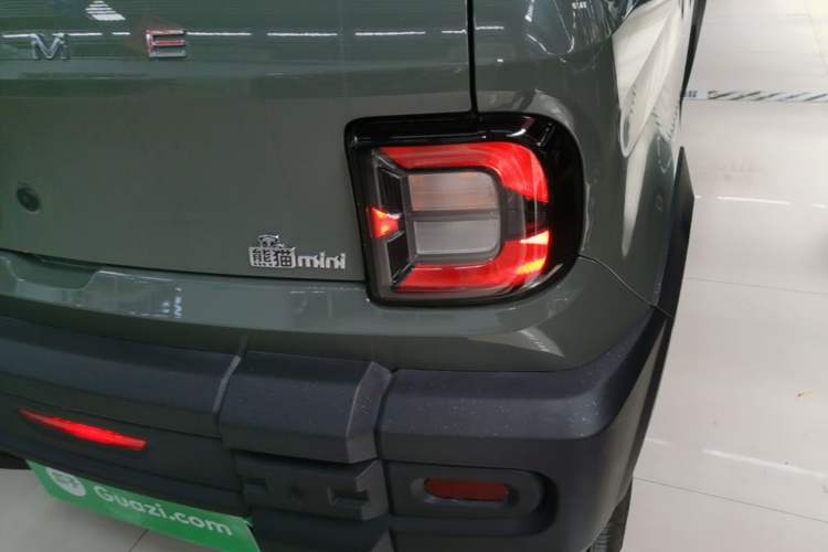 Used Geely Galaxy Panda 2025 210km Panda Rider Right Rear Taillight