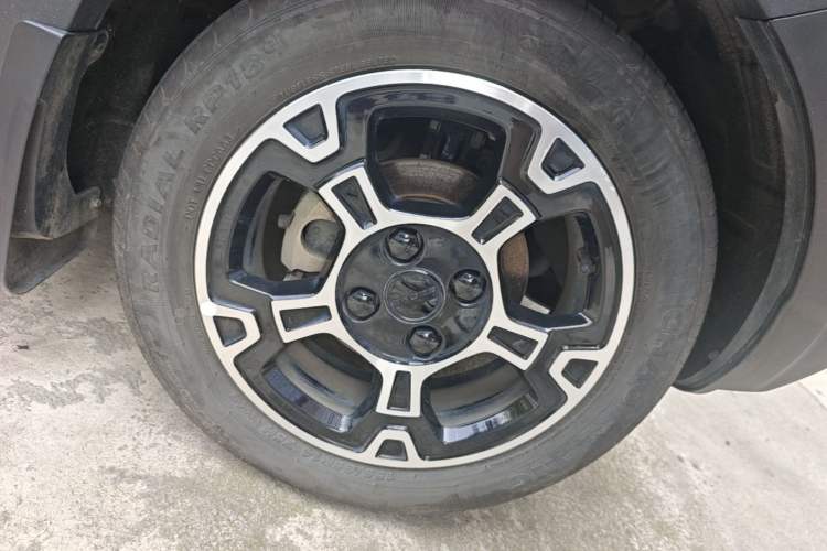 Used Geely Galaxy Panda 2025 210km Panda Rider Right Rear Wheel Hub