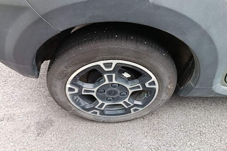 Used Geely Galaxy Panda 2025 210km Panda Rider Right Rear Wheel Hub