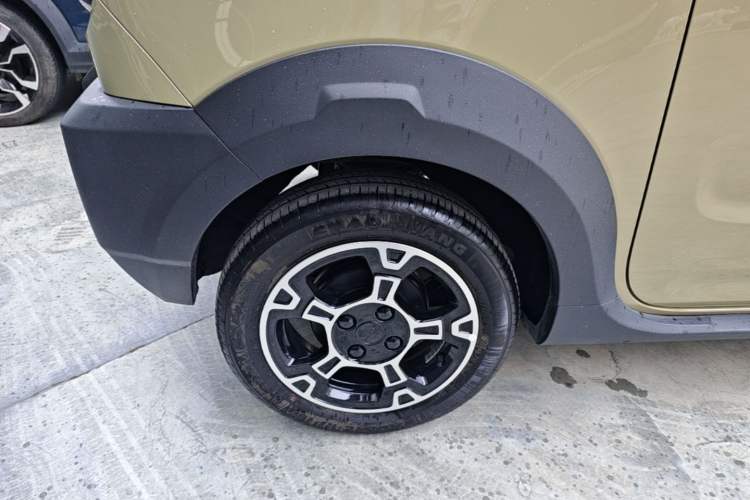 Used Geely Galaxy Panda 2025 210km Panda Rider Right Rear Wheel Hub