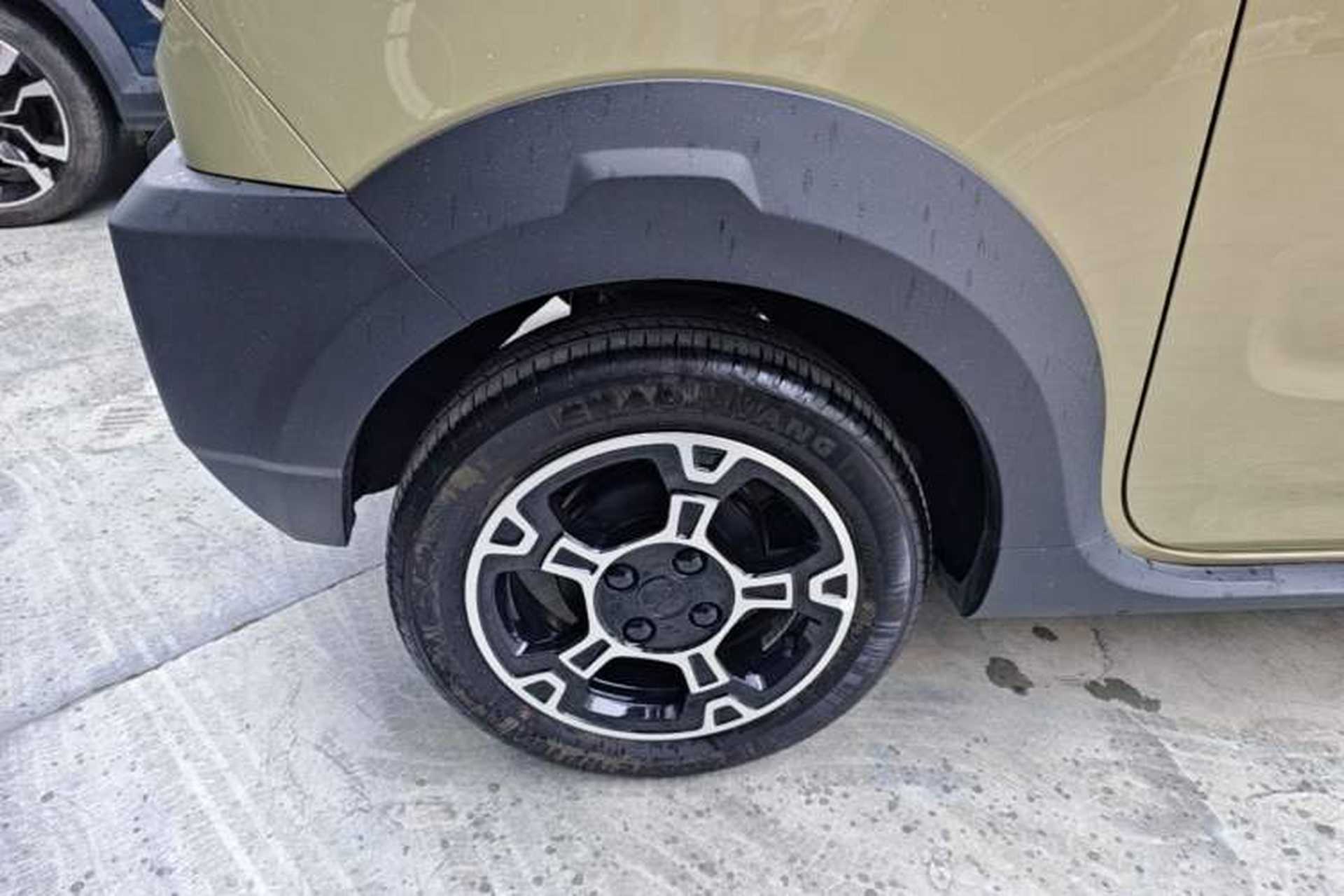 Used Geely Galaxy Panda 2025 210km Panda Rider Right Rear Wheel Hub