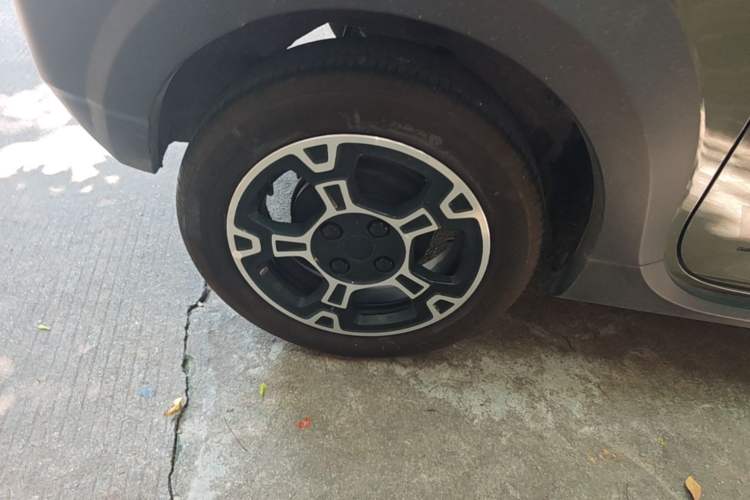Used Geely Galaxy Panda 2025 210km Panda Rider Right Rear Wheel Hub