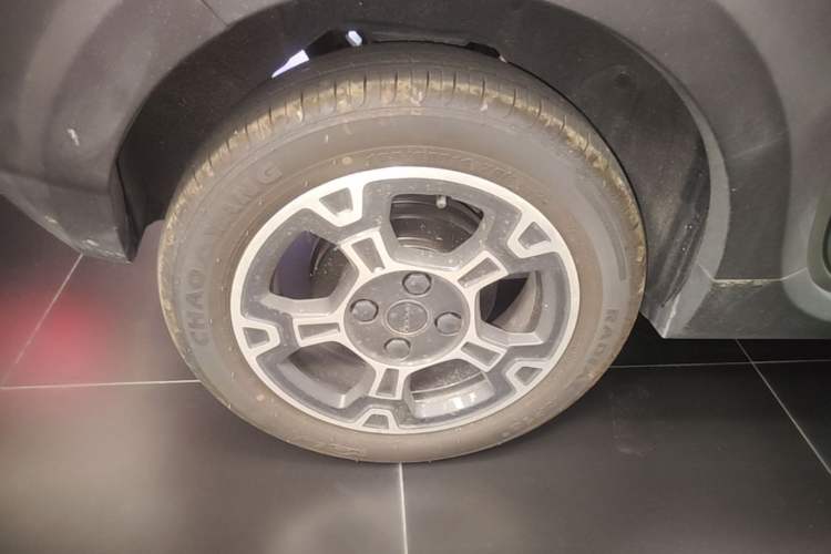 Used Geely Galaxy Panda 2025 210km Panda Rider Right Rear Wheel Hub