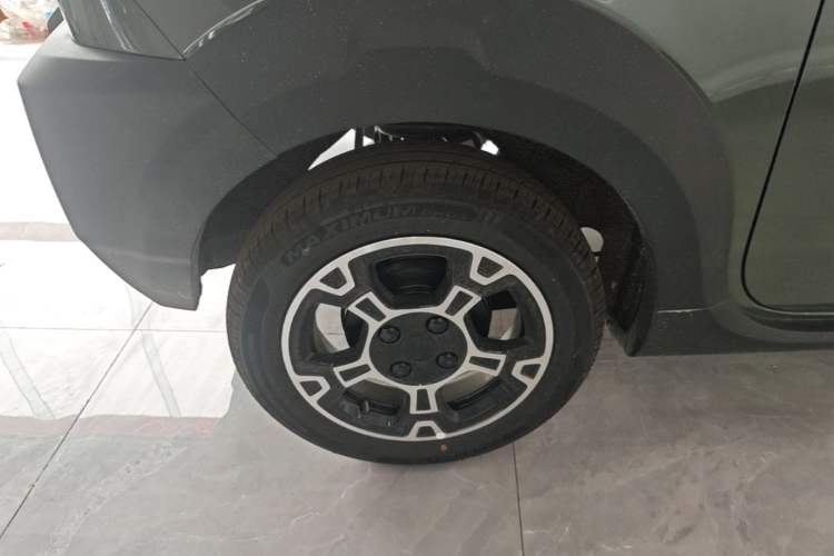 Used Geely Galaxy Panda 2025 210km Panda Rider Right Rear Wheel Hub