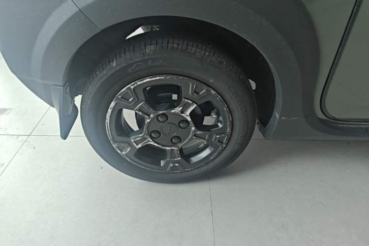 Used Geely Galaxy Panda 2025 210km Panda Rider Right Rear Wheel Hub