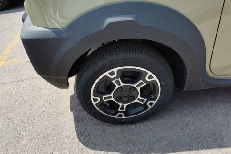 Used Geely Galaxy Panda 2025 210km Panda Rider Right Rear Wheel Hub