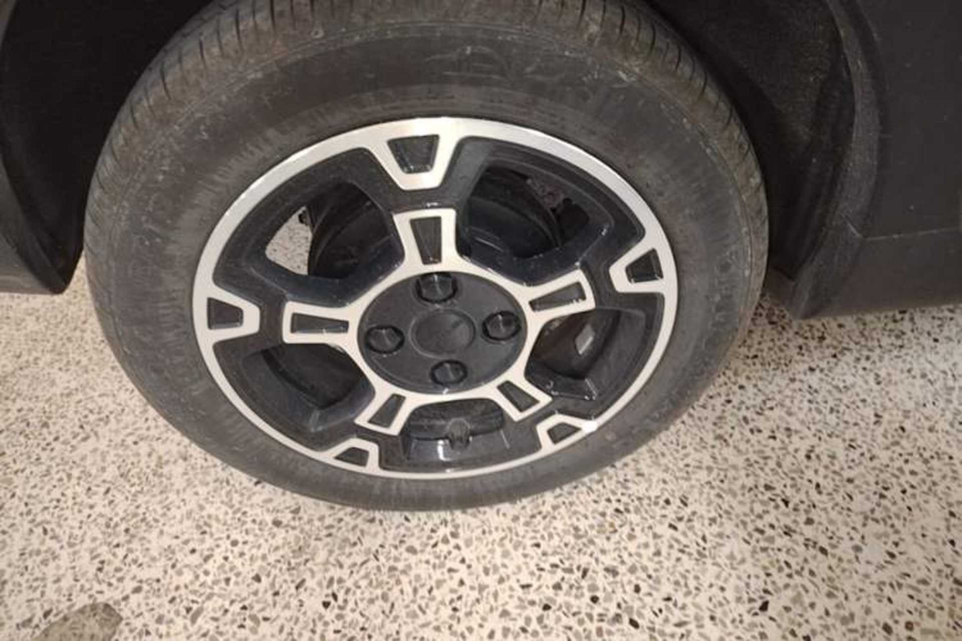 Used Geely Galaxy Panda 2025 210km Panda Rider Right Rear Wheel Hub