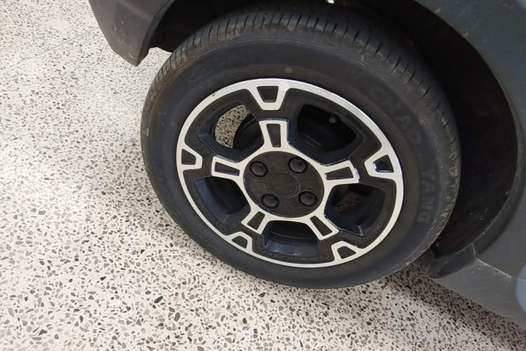 Used Geely Galaxy Panda 2025 210km Panda Rider Right Rear Wheel Hub