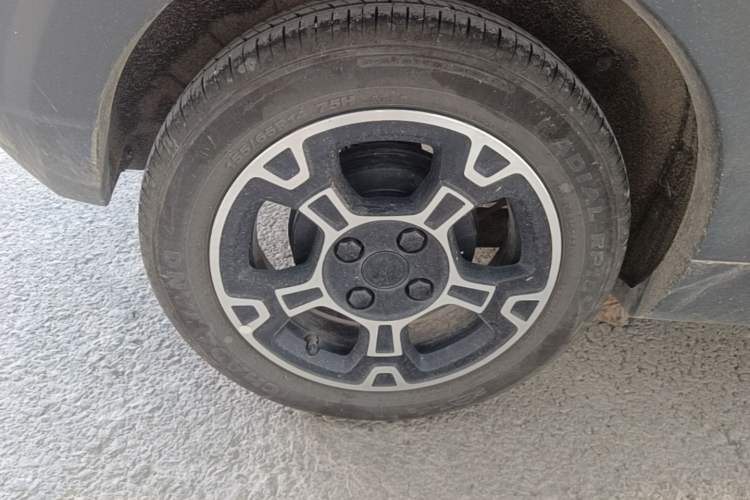 Used Geely Galaxy Panda 2025 210km Panda Rider Right Rear Wheel Hub