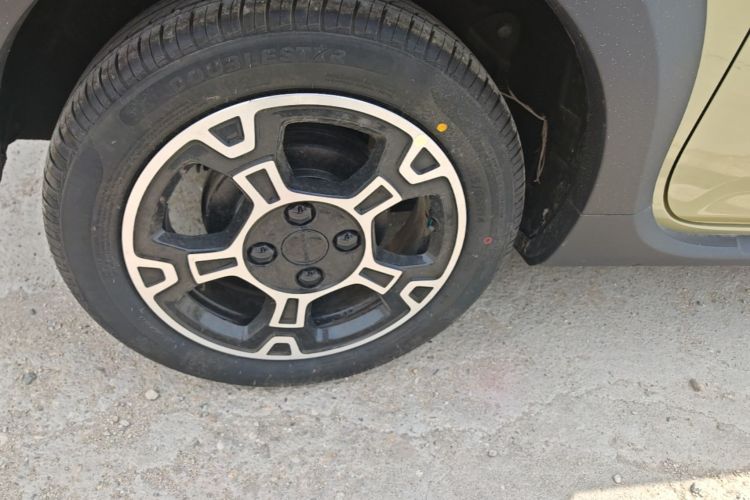 Used Geely Galaxy Panda 2025 210km Panda Rider Right Rear Wheel Hub