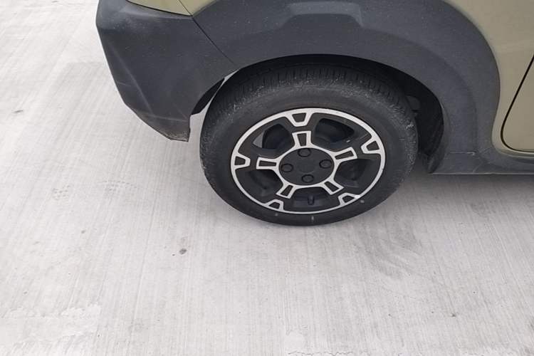 Used Geely Galaxy Panda 2025 210km Panda Rider Right Rear Wheel Hub