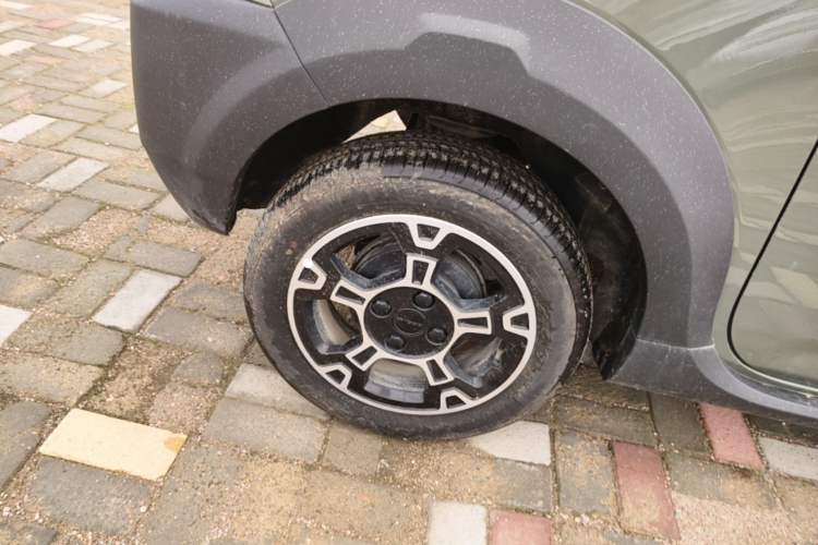 Used Geely Galaxy Panda 2025 210km Panda Rider Right Rear Wheel Hub