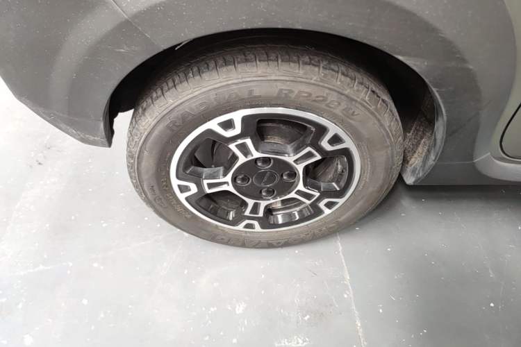 Used Geely Galaxy Panda 2025 210km Panda Rider Right Rear Wheel Hub