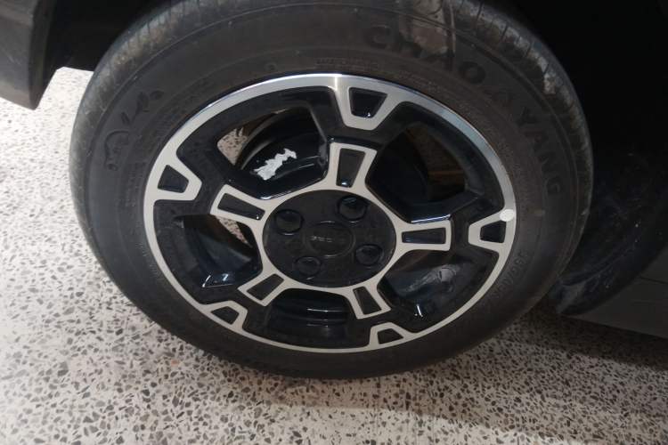 Used Geely Galaxy Panda 2025 210km Panda Rider Right Rear Wheel Hub