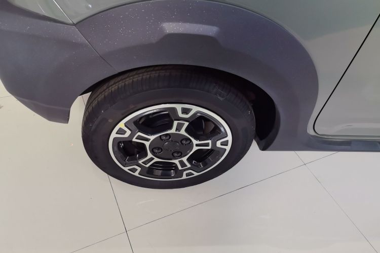 Used Geely Galaxy Panda 2025 210km Panda Rider Right Rear Wheel Hub