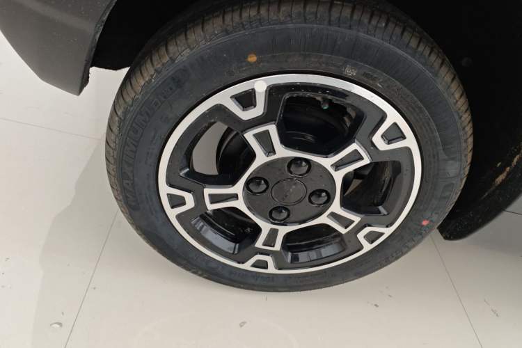Used Geely Galaxy Panda 2025 210km Panda Rider Right Rear Wheel Hub