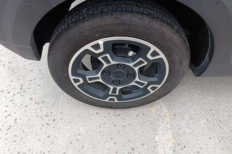 Used Geely Galaxy Panda 2025 210km Panda Rider Right Rear Wheel Hub