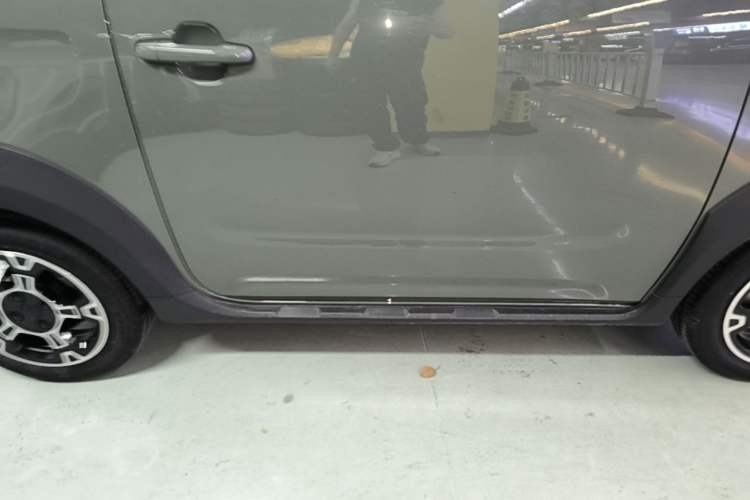 Used Geely Galaxy Panda 2025 210km Panda Rider Right Side Sill