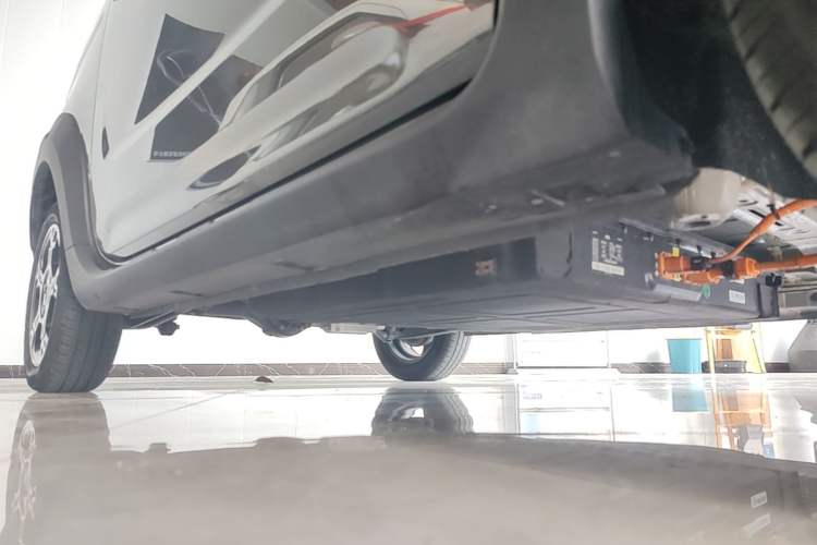 Used Geely Galaxy Panda 2025 210km Panda Rider Right Side Sill