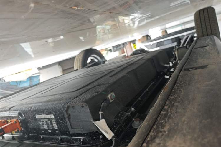 Used Geely Galaxy Panda 2025 210km Panda Rider Right Side Sill