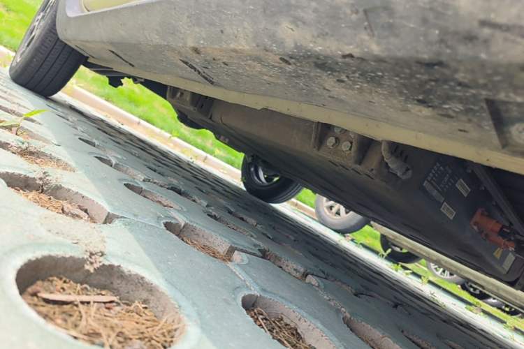 Used Geely Galaxy Panda 2025 210km Panda Rider Right Side Sill