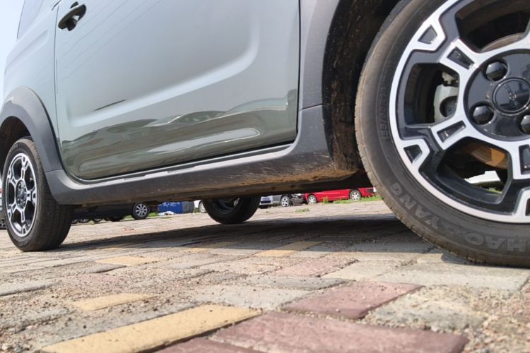 Used Geely Galaxy Panda 2025 210km Panda Rider Right Side Sill