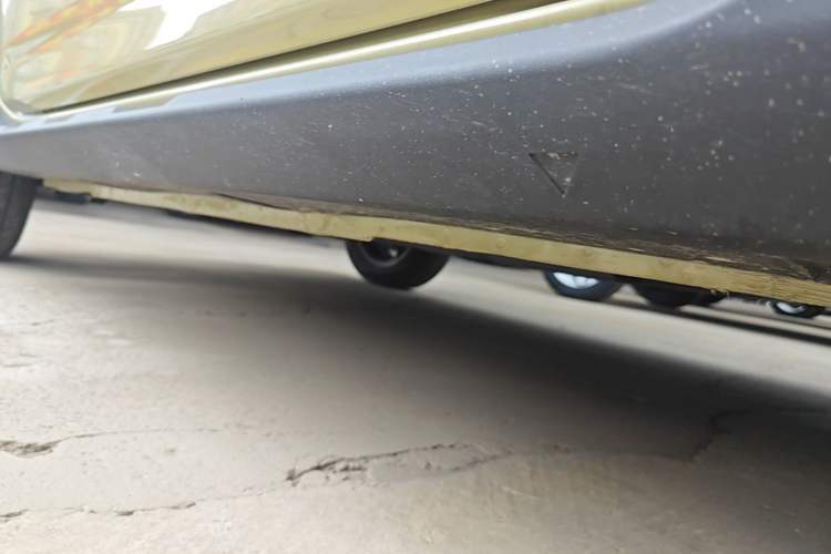 Used Geely Galaxy Panda 2025 210km Panda Rider Right Side Sill