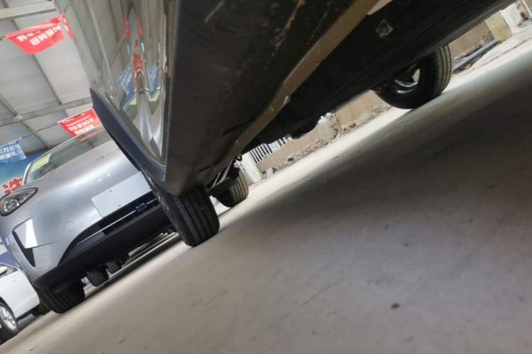 Used Geely Galaxy Panda 2025 210km Panda Rider Right Side Sill