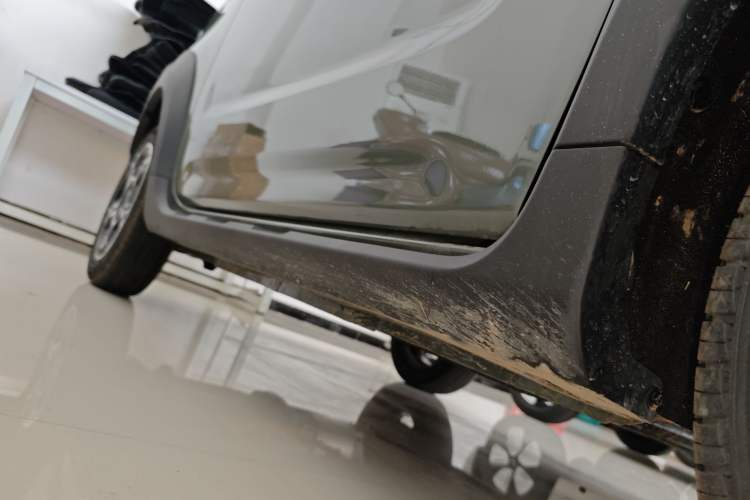 Used Geely Galaxy Panda 2025 210km Panda Rider Right Side Sill