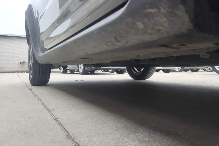 Used Geely Galaxy Panda 2025 210km Panda Rider Right Side Sill