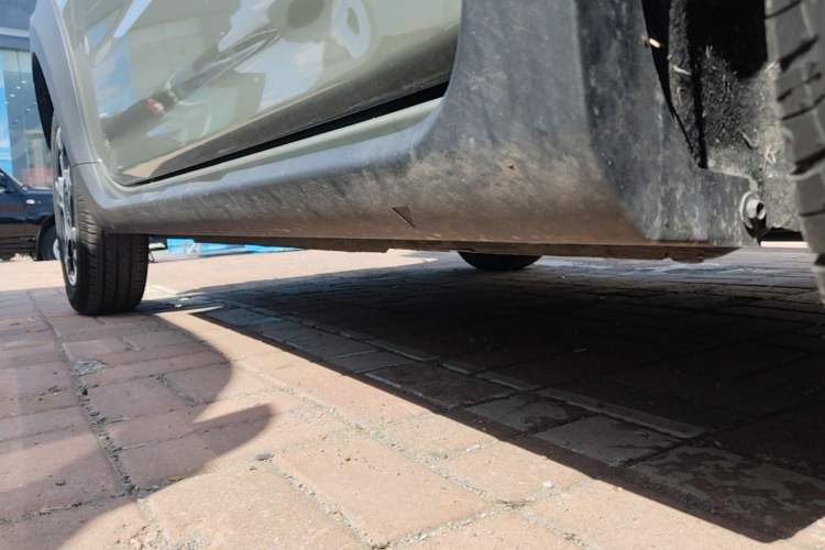 Used Geely Galaxy Panda 2025 210km Panda Rider Right Side Sill