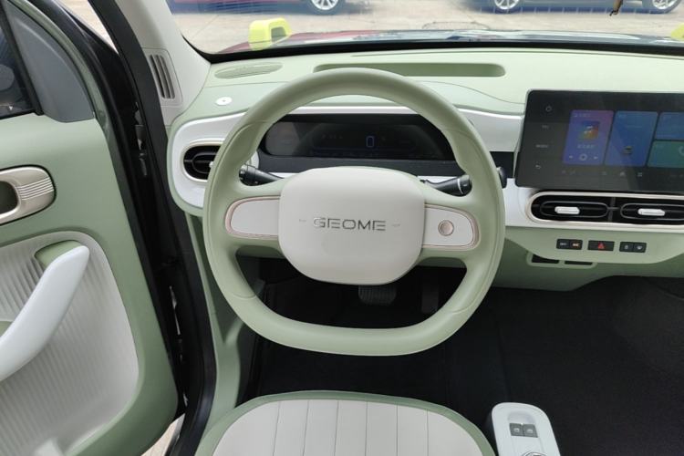 Used Geely Galaxy Panda 2025 210km Panda Rider Steering Wheel