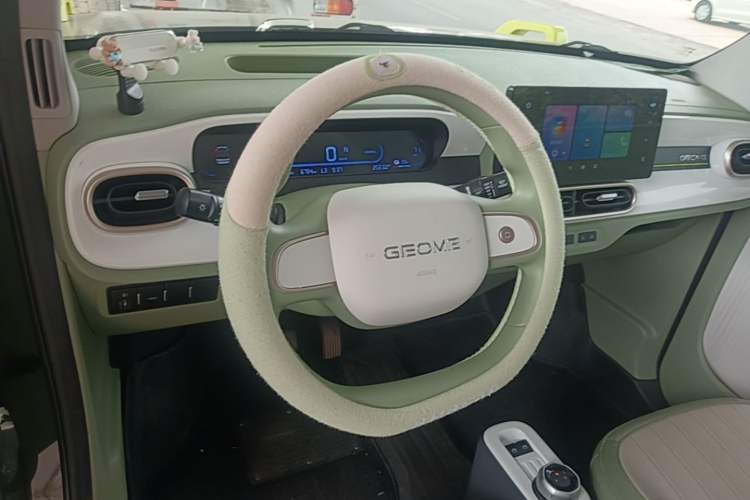 Used Geely Galaxy Panda 2025 210km Panda Rider Steering Wheel