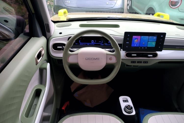 Used Geely Galaxy Panda 2025 210km Panda Rider Steering Wheel