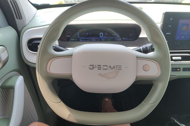 Used Geely Galaxy Panda 2025 210km Panda Rider Steering Wheel